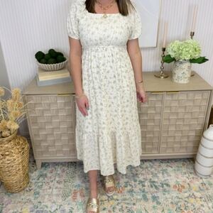 Floral Cream Puff-Sleeve Dress